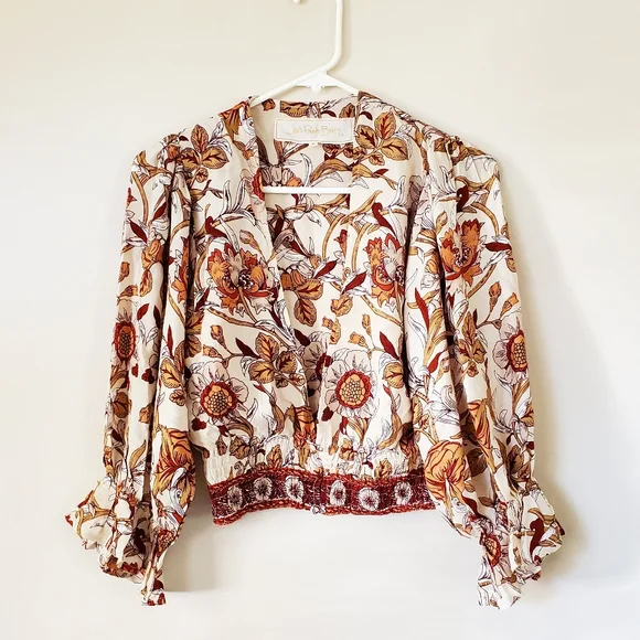 Jen's Pirate Booty Floral Crop Top - Cream and Red - Picture 3 of 5